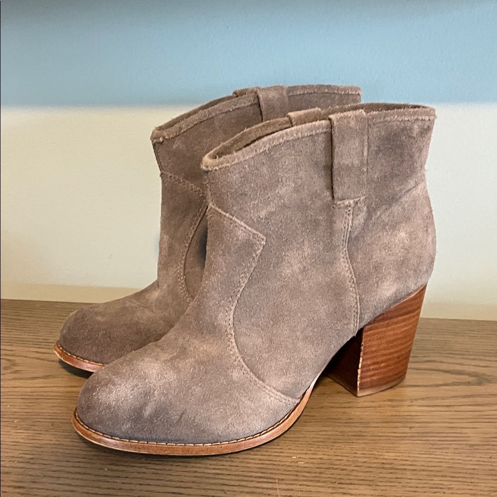 Splendid Suede Ankle Booties in Taupe